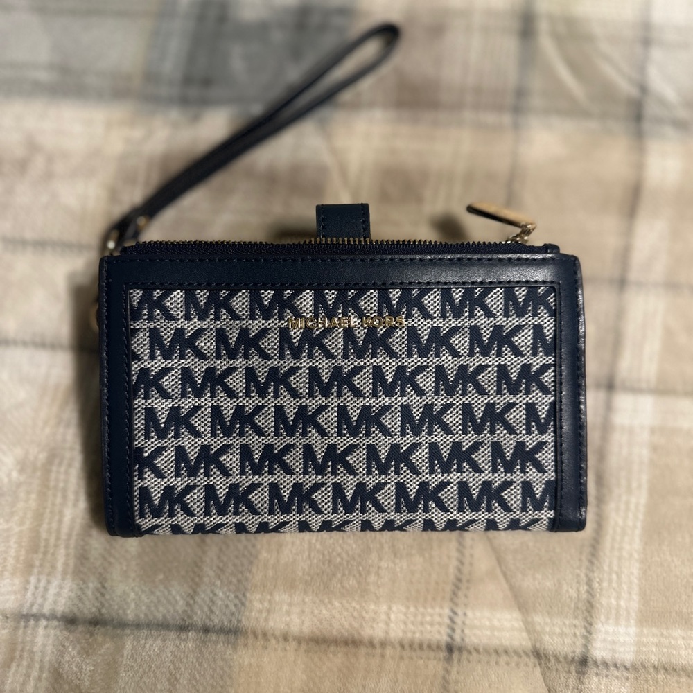 Michael Kors Navy Blue Monogram Tote and Wallet Set - Picture 3 of 9